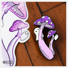 Cargar imagen en el visor de la galería, ghostly shrooms pin