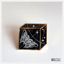 Cargar imagen en el visor de la galería, d6 "death head" pin