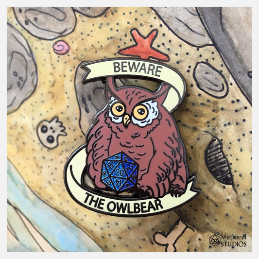 ⋆glitter⋆ owlbear pin