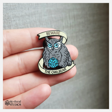 Cargar imagen en el visor de la galería, winter owlbear enamel pin
