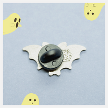 Cargar imagen en el visor de la galería, tiny bat pin
