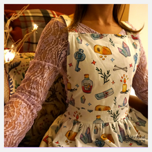 Load image into Gallery viewer, home brewer apron set!
