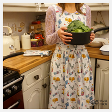 Load image into Gallery viewer, home brewer apron set!
