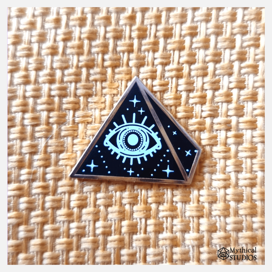 d4- "all seeing" pin
